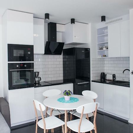 Apartament Winogrady Hawelanska Poznan Exterior foto