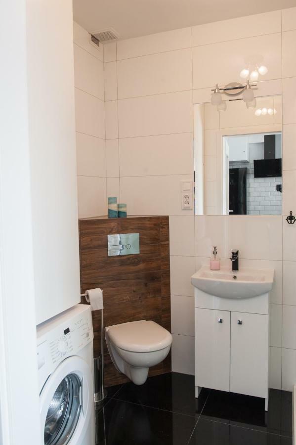 Apartament Winogrady Hawelanska Poznan Exterior foto